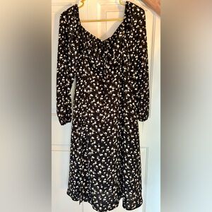 Black and White Flowery Long-Sleeve Sundress